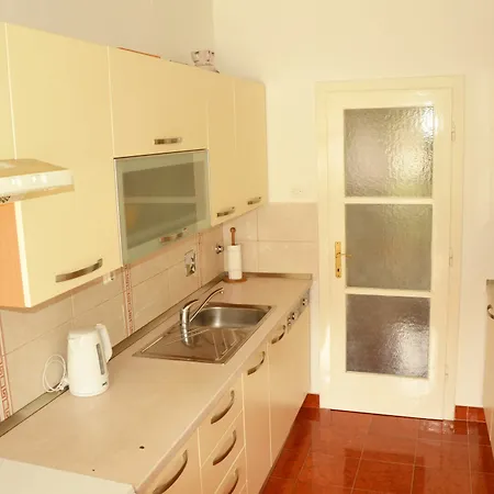 ホテル Center Apartment's 3*